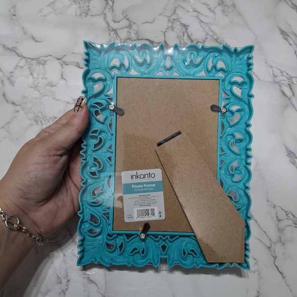 Picture Frame Set - Picture 3 of 5